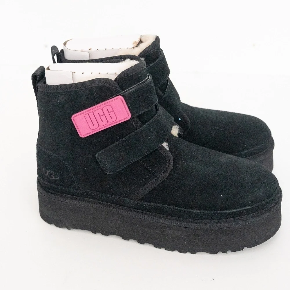 UGG Girl. Neumel Platform Boots. - Picture 10 of 15
